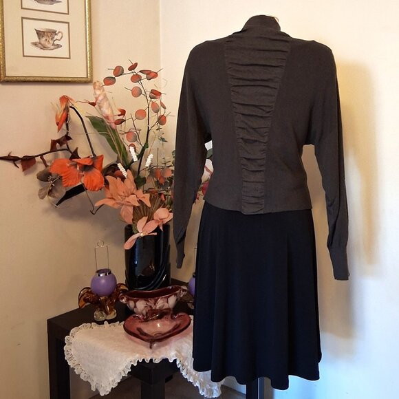 NWOT Woman's Stills Shrugs Batwing Sleeves Gray Cardigan Knitwear Sweater 6 S - Picture 10 of 10